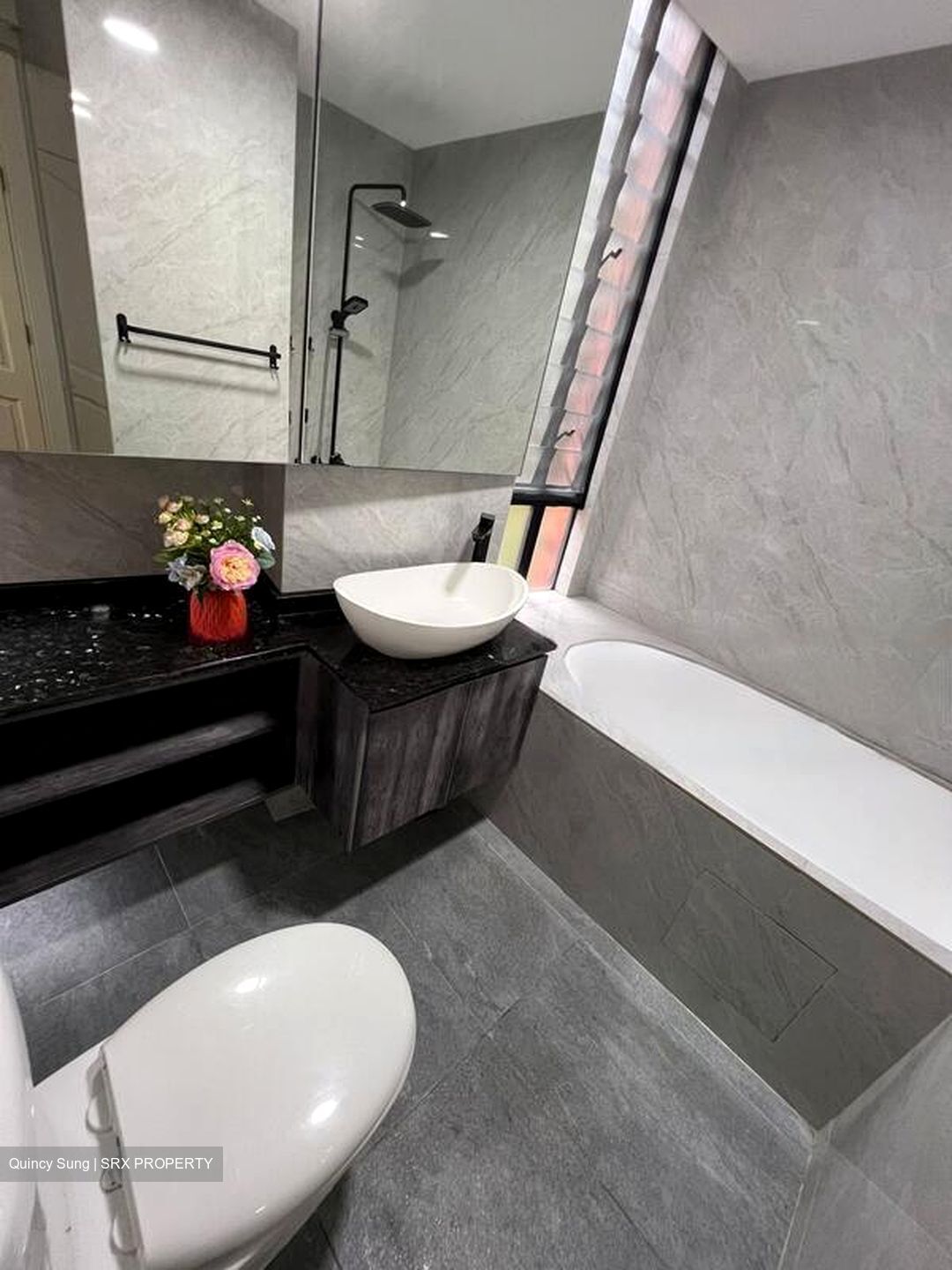 Loyang Valley (D17), Condominium #422140611